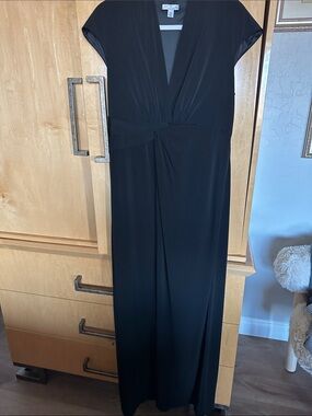 H by Halston Black V-Neck Twist-Front Maxi Dress